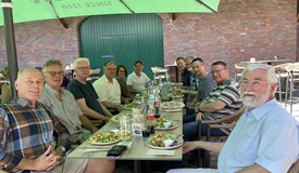 Von li: Reinfeld, Schmitz, von Ameln, Wehr, Dentges-Kapur, Hauptmann, Leuer, Fricke-Hein, Ludwig, Böger, Wirth