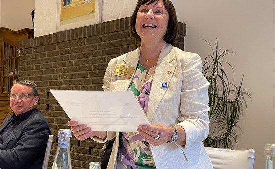 Governorin Dr. Elke Bartels